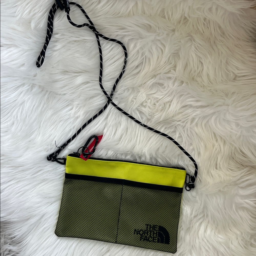 The North Face cute bag with mesh and detachable strap